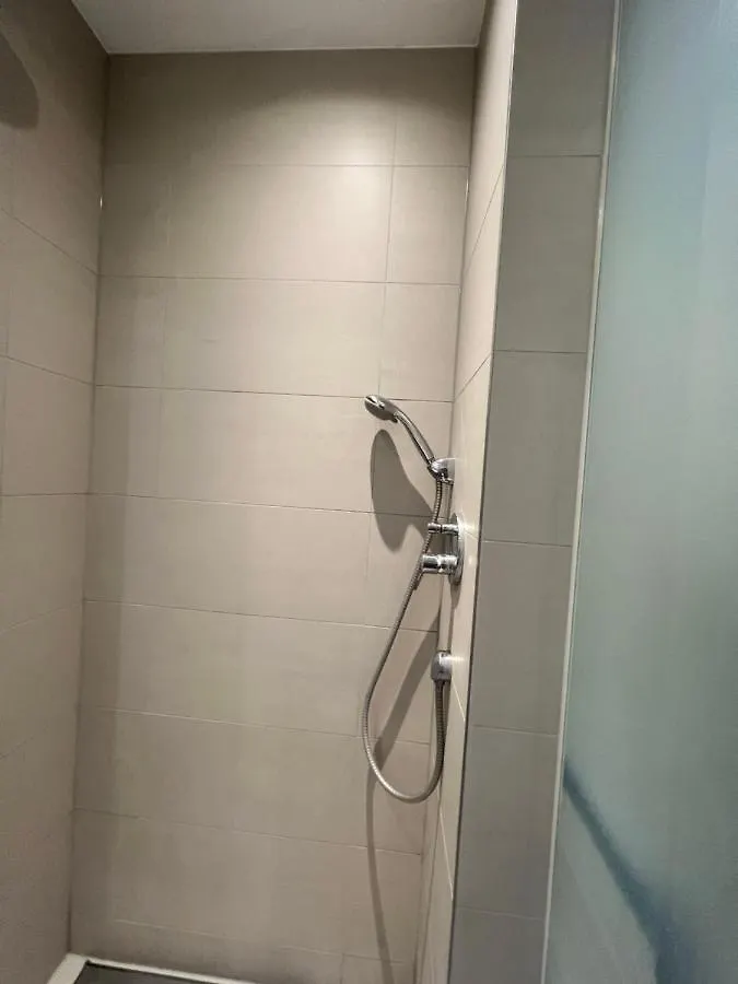 Fully Furnished Studio Apartment With Free Fitness ミュンヘン