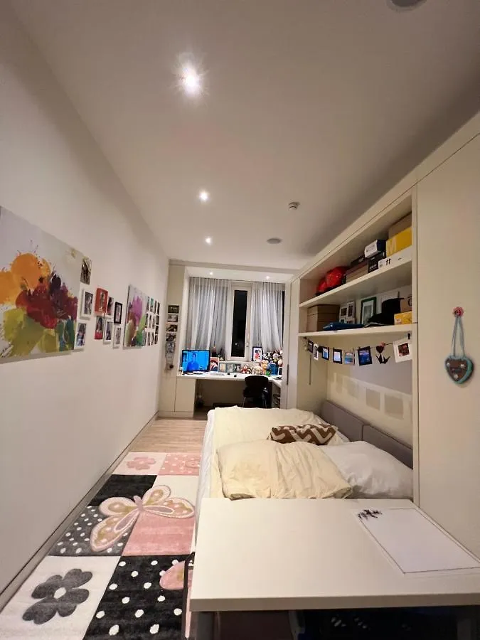 Fully Furnished Studio Apartment With Free Fitness ミュンヘン ドイツ